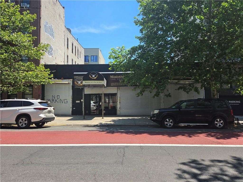 0.14 Acres of Mixed-Use Land for Sale in Brooklyn, New York