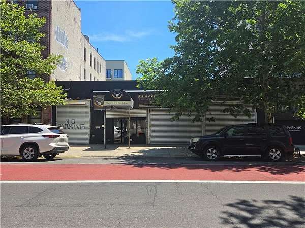 0.14 Acres of Mixed-Use Land for Sale in Brooklyn, New York