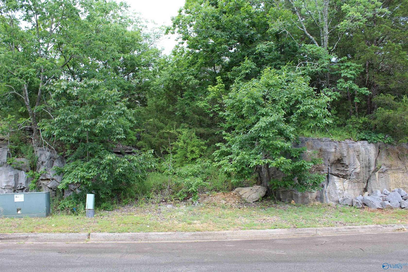 0.14 Acres of Land for Sale in Huntsville, Alabama