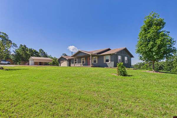11 Acres of Land with Home for Sale in Yellville, Arkansas