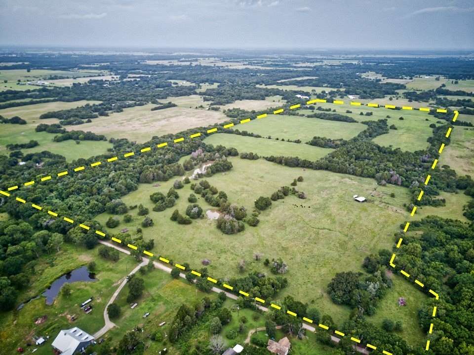 157 Acres of Land for Sale in Ravenna, Texas