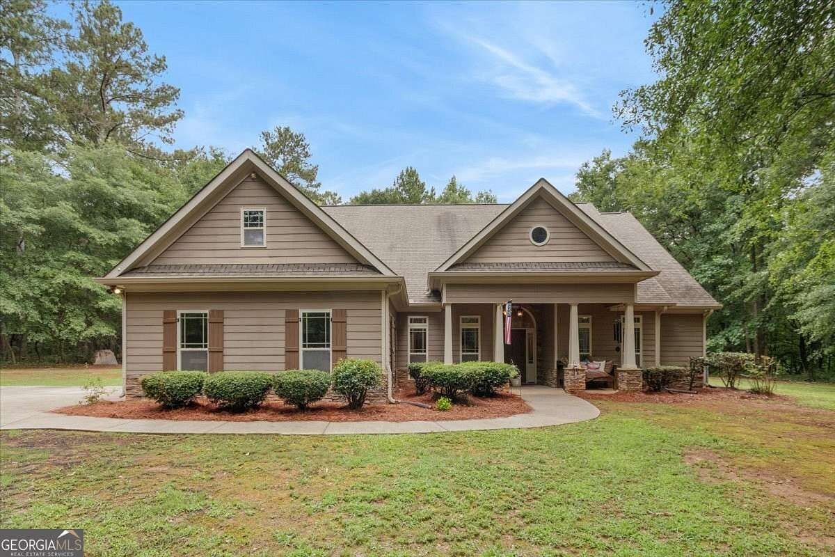 2 Acres of Land with Home for Sale in Madison, Georgia