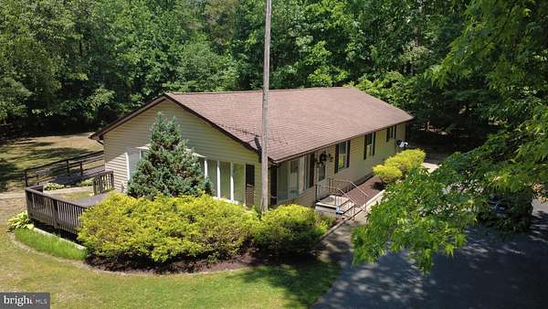 3.8 Acres of Land with Home for Sale in Federalsburg, Maryland
