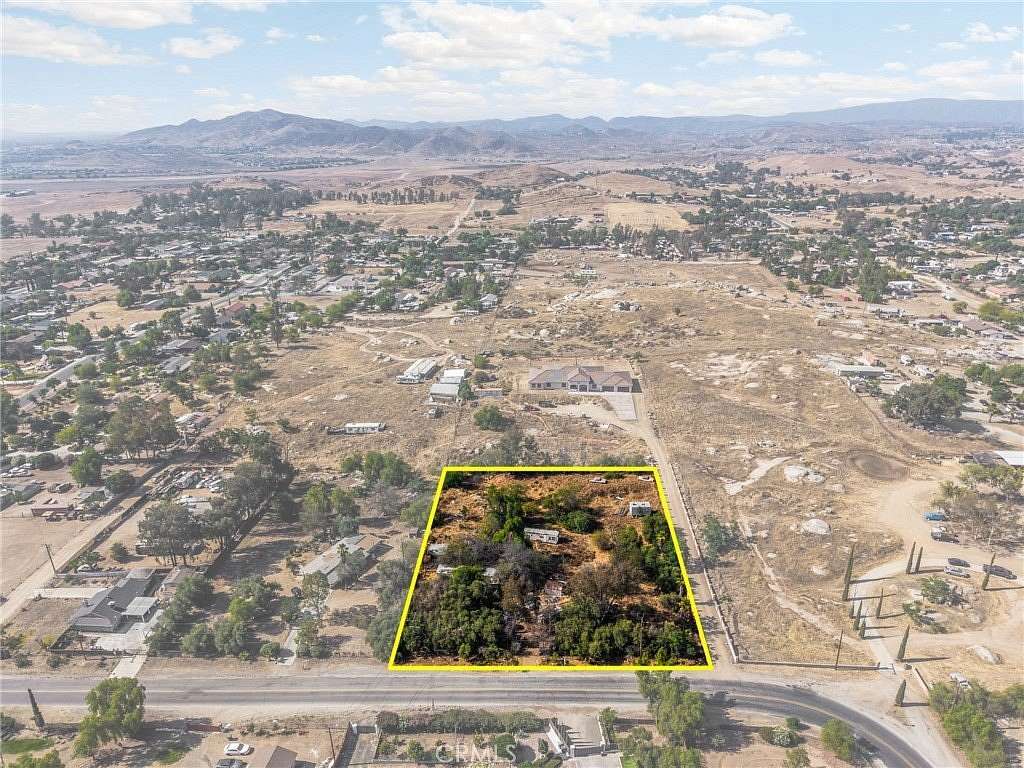 1.6 Acres of Land with Home for Sale in Perris, California