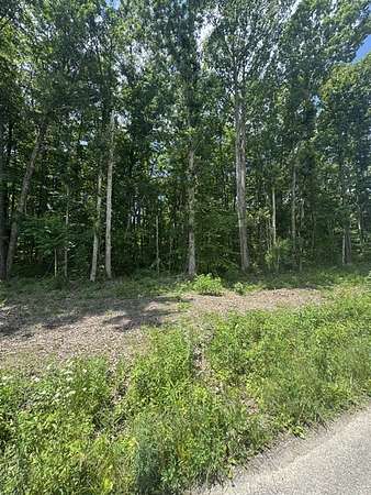 10.4 Acres of Agricultural Land for Sale in Crawford, Tennessee