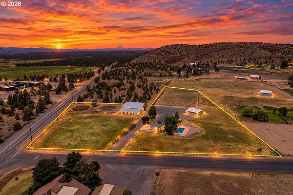 4.78 Acres of Land with Home for Sale in Redmond, Oregon