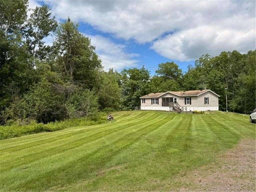 40 Acres of Land with Home for Sale in Holyoke, Minnesota