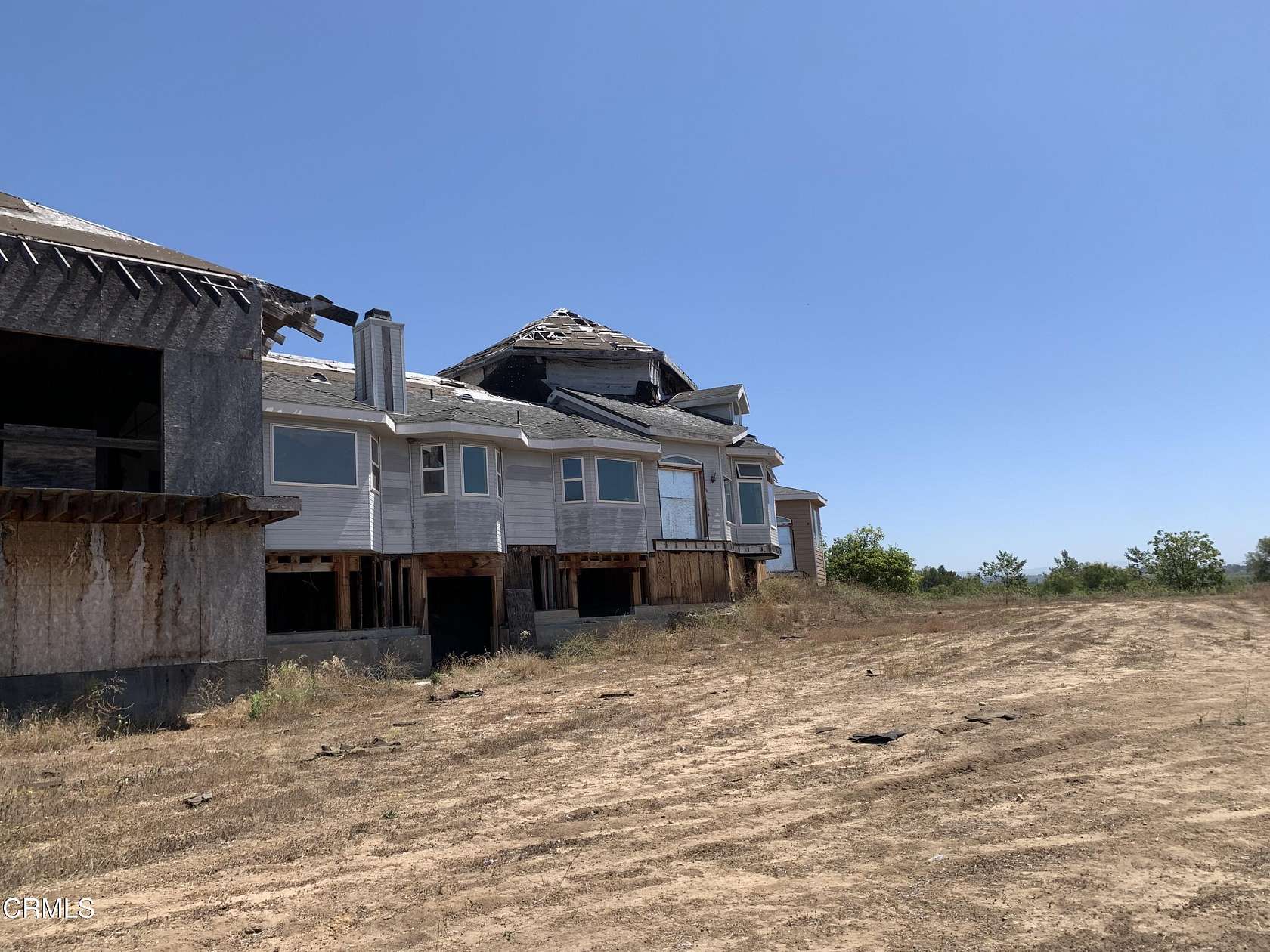 21.8 Acres of Land with Home for Sale in Moorpark, California