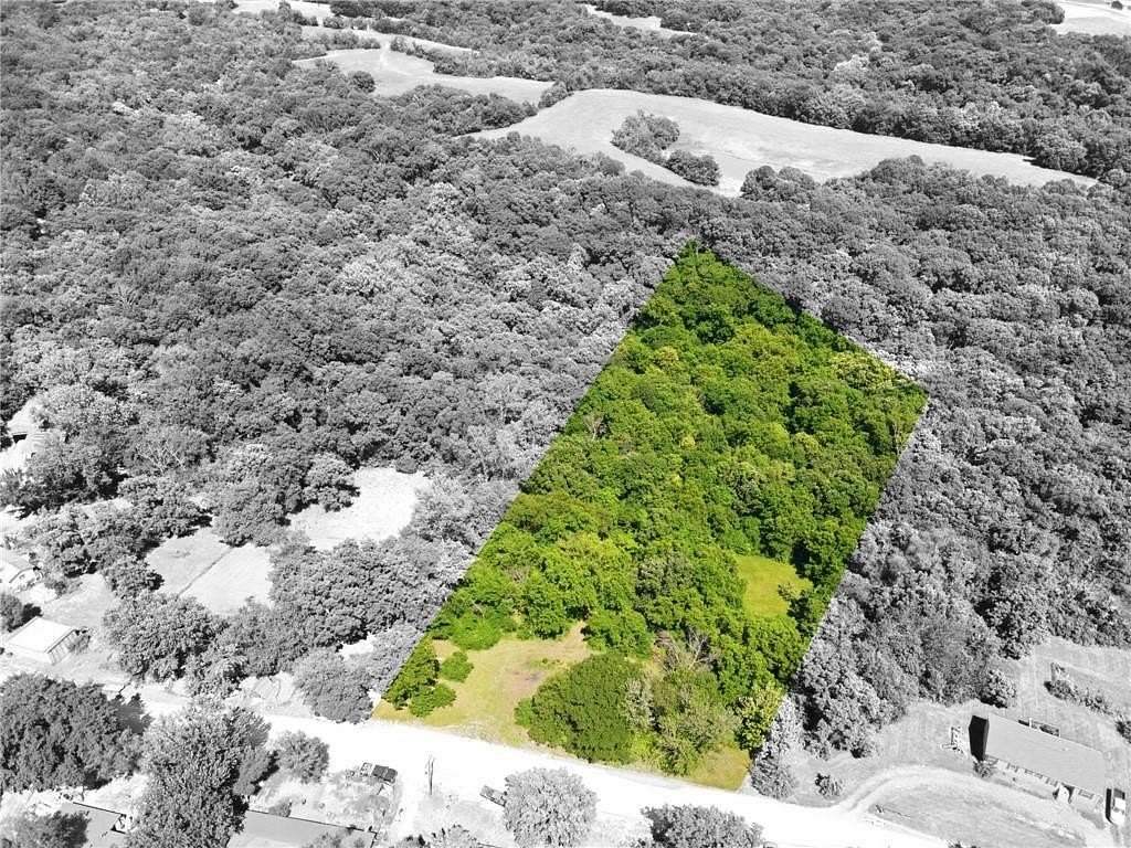 2.82 Acres of Residential Land for Sale in Excelsior Springs, Missouri