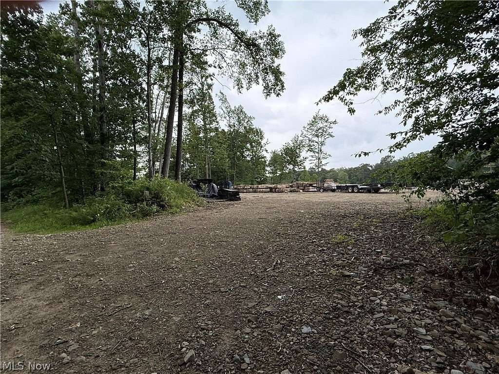 25 Acres of Recreational Land for Sale in Danville, Ohio