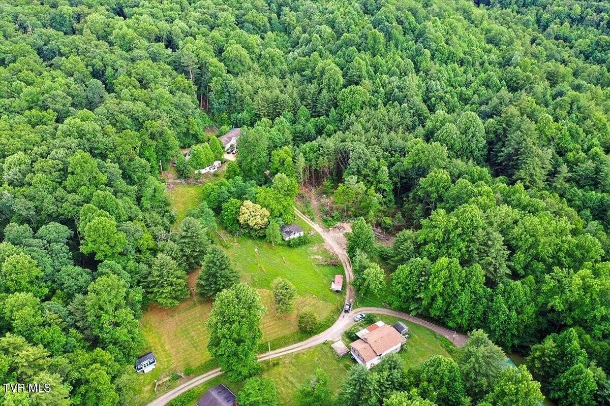 1.55 Acres of Land for Auction in Laurel Bloomery, Tennessee