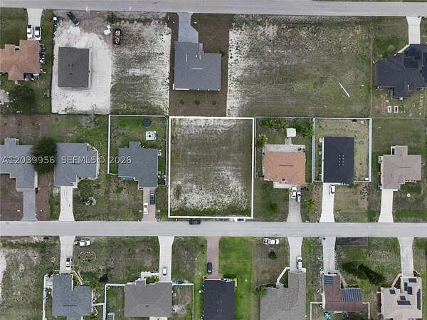 Residential Land for Sale in Cape Coral, Florida