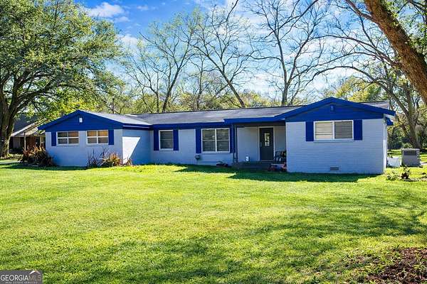 2 Acres of Land with Home for Sale in Albany, Georgia