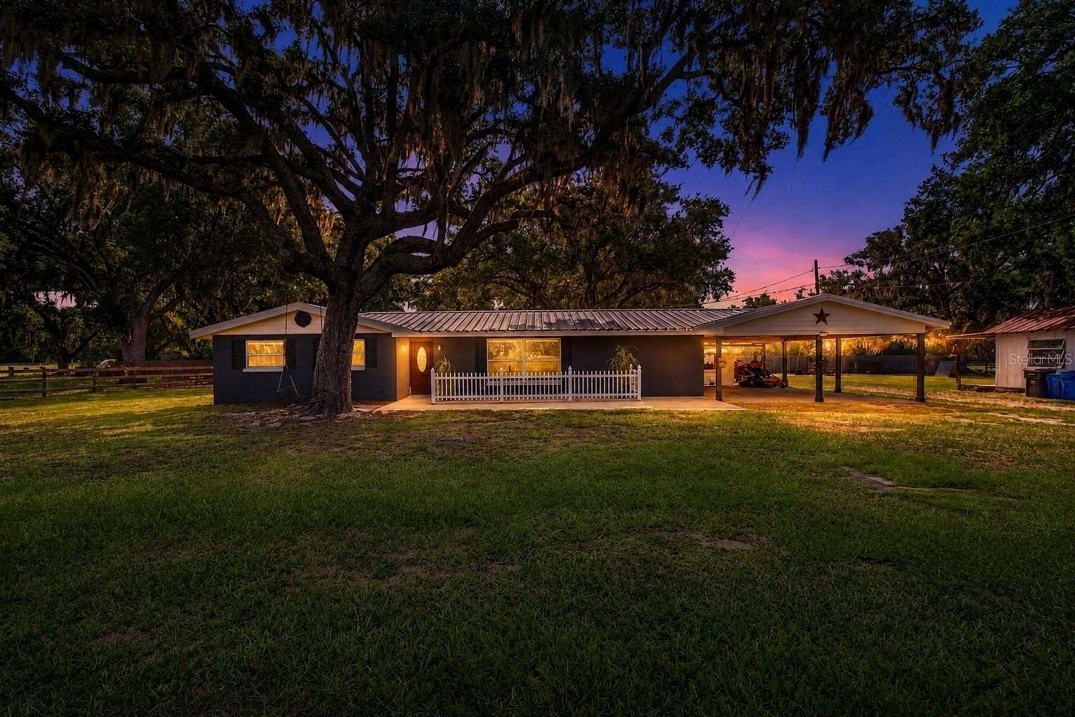 7 Acres of Land with Home for Sale in Plant City, Florida