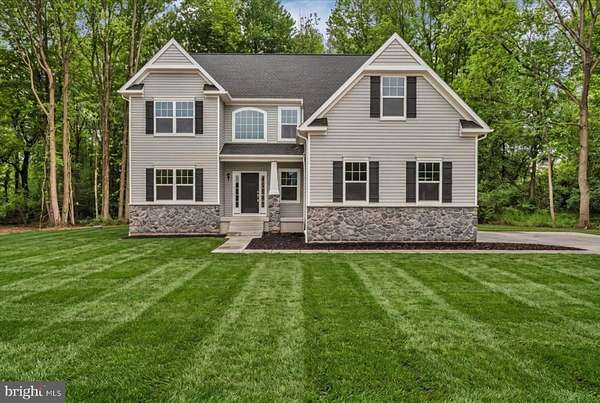 4 Acres of Land with Home for Sale in Frenchtown, New Jersey