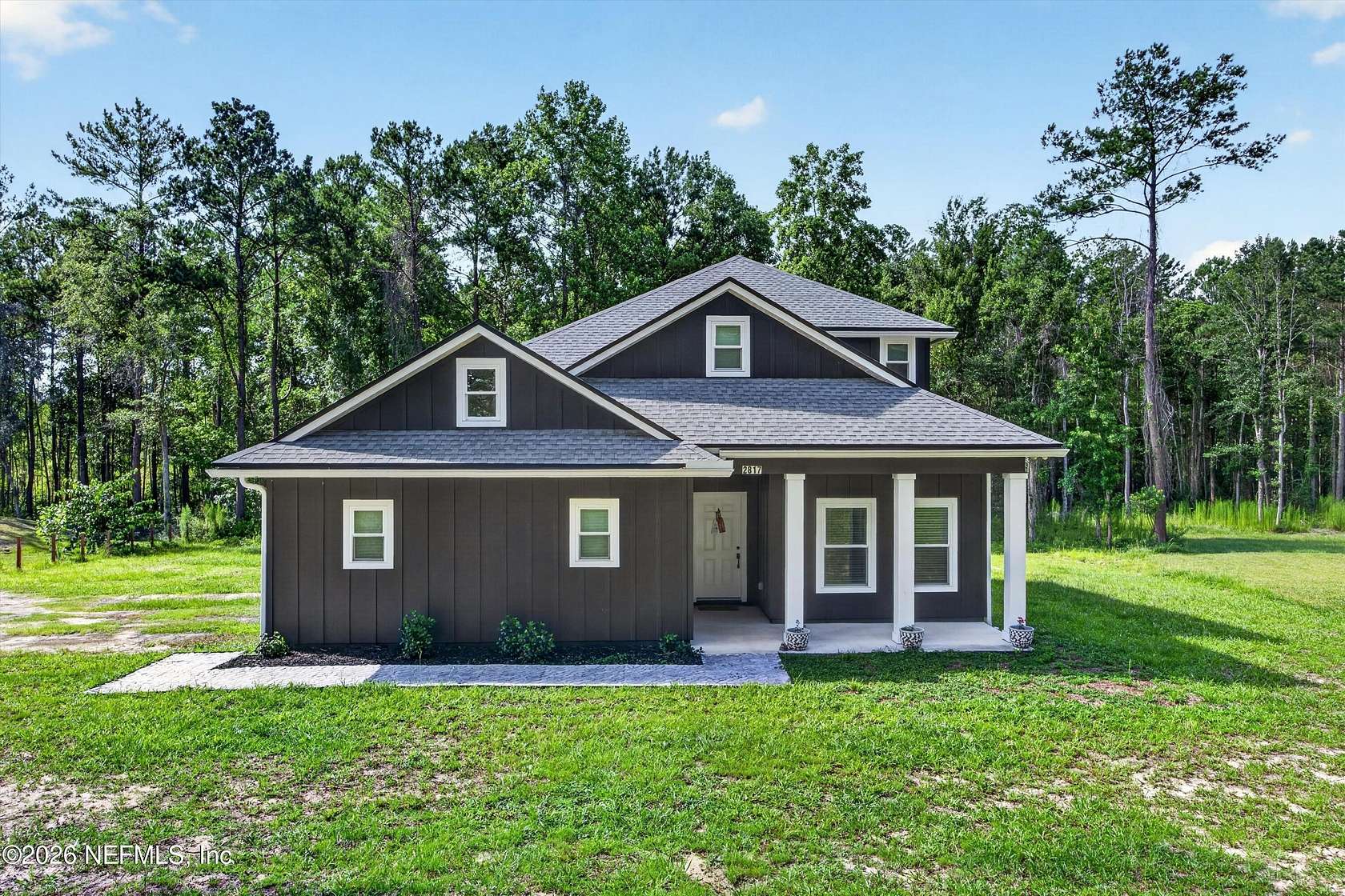 1.53 Acres of Land with Home for Sale in Middleburg, Florida