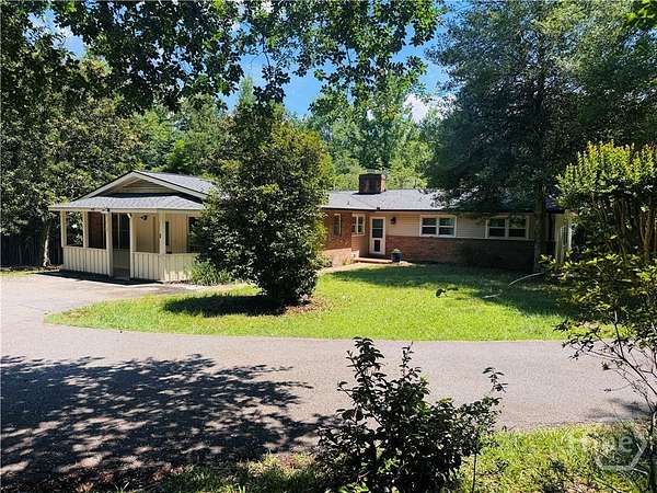 1.8 Acres of Land with Home for Lease in Athens, Georgia