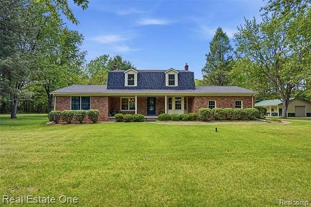 10.4 Acres of Land with Home for Sale in Highland Township, Michigan