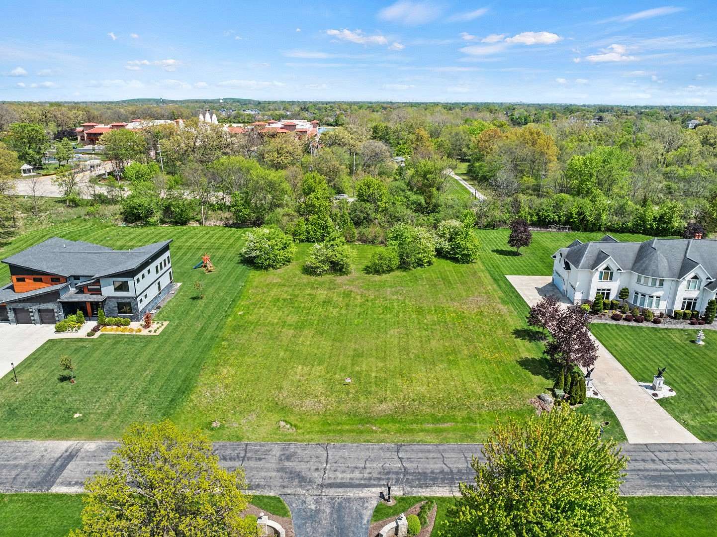 0.92 Acres of Residential Land for Sale in Wayne Township, Illinois