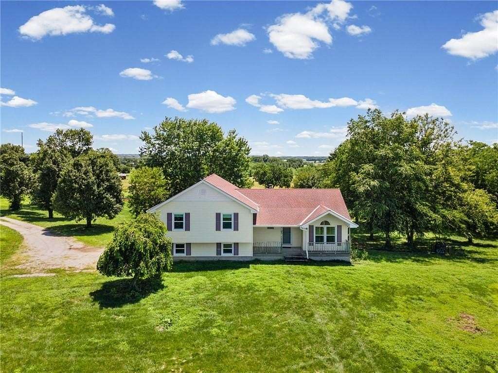 5.14 Acres of Land with Home for Sale in Kearney, Missouri