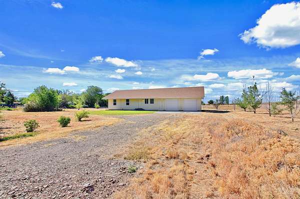 5 Acres of Land with Home for Sale in Mountain Home, Idaho