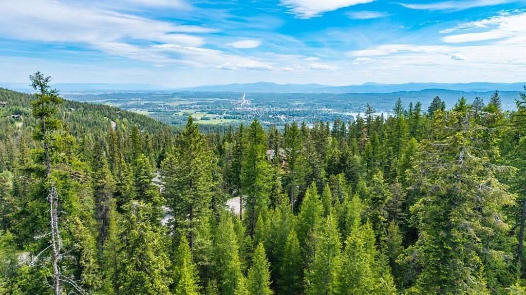 1 Acre of Residential Land for Sale in Whitefish, Montana