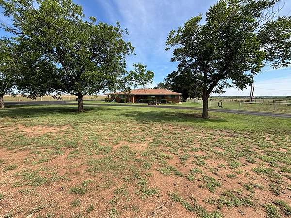 2 Acres of Land with Home for Sale in Snyder, Texas