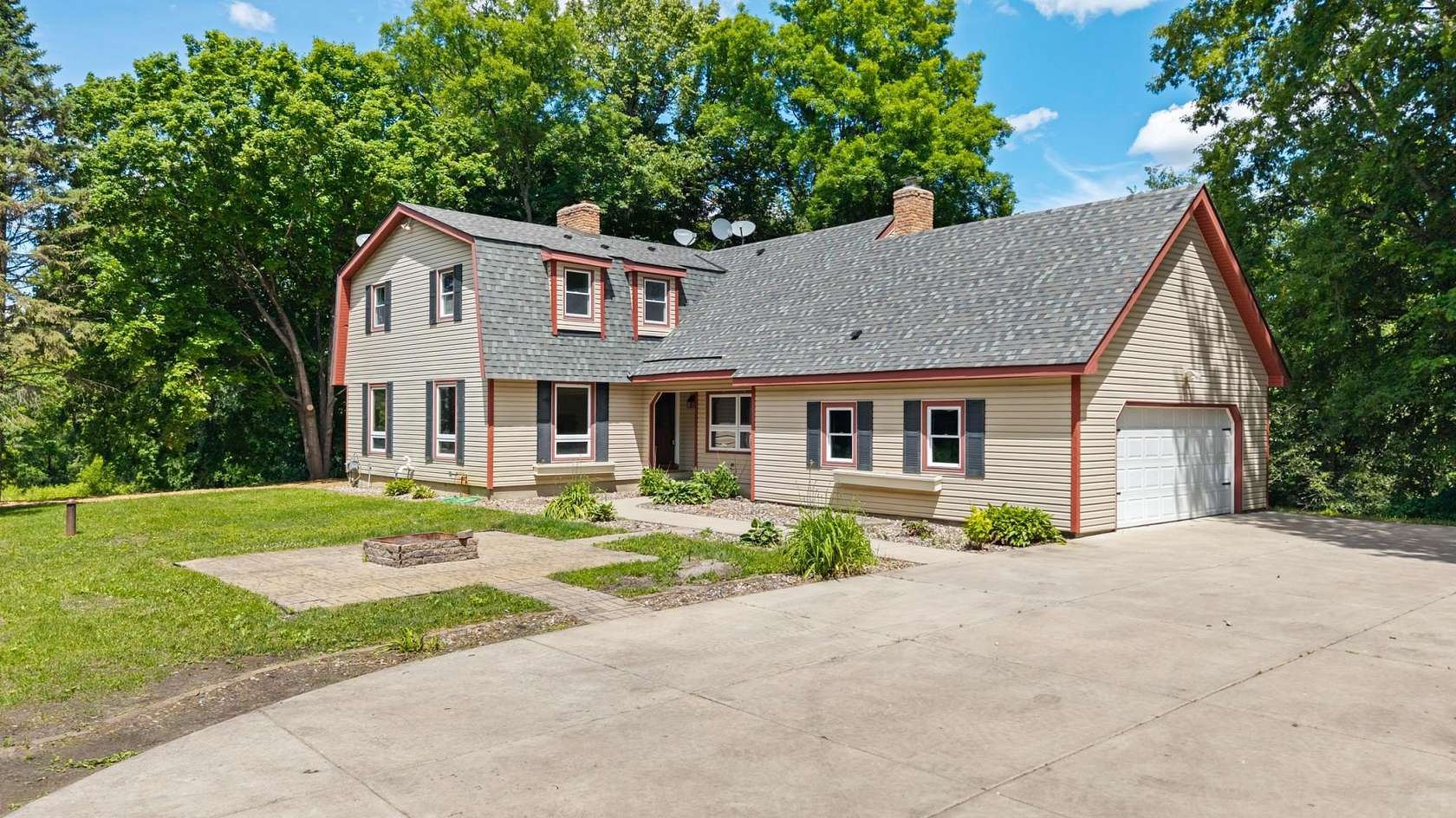 2.87 Acres of Land with Home for Sale in Prior Lake, Minnesota