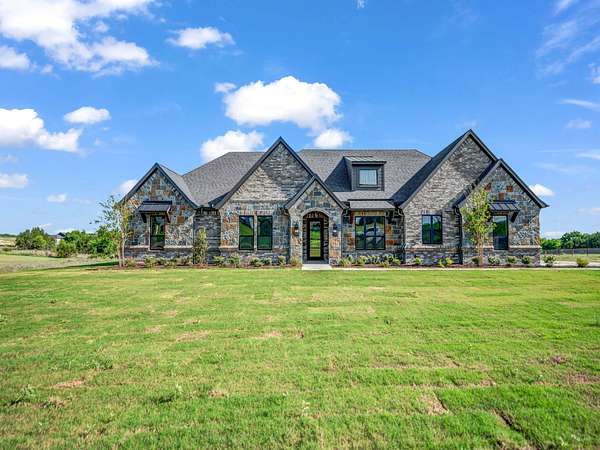 2 Acres of Land with Home for Sale in Weatherford, Texas