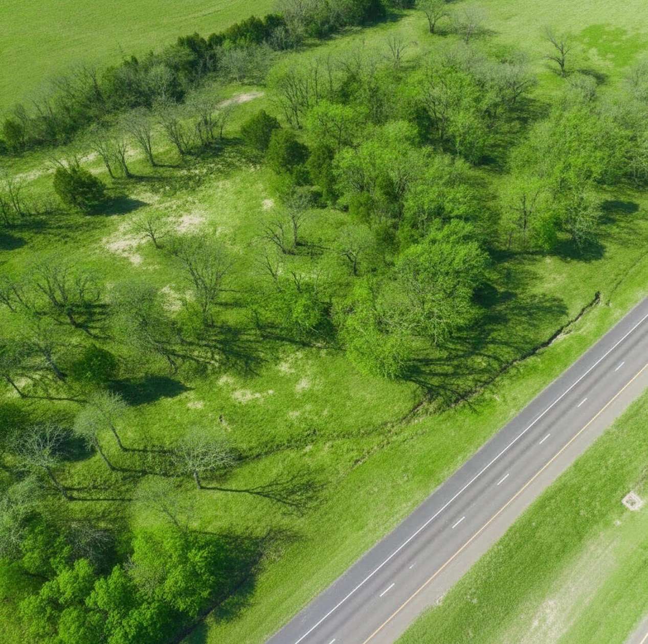 2.5 Acres of Mixed-Use Land for Sale in Mabank, Texas