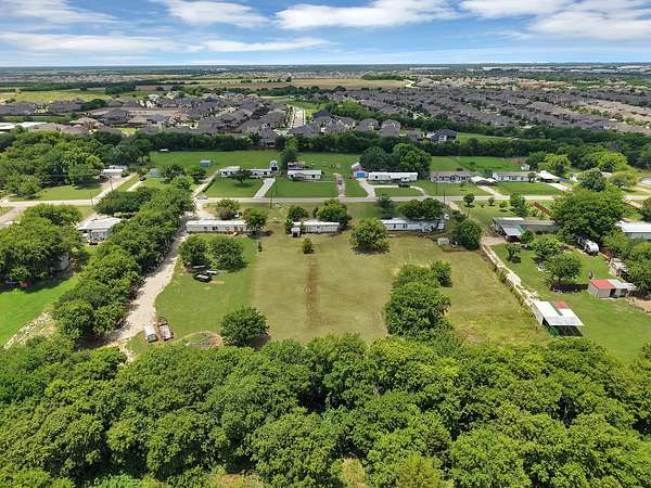 1 Acre of Residential Land for Sale in Mansfield, Texas