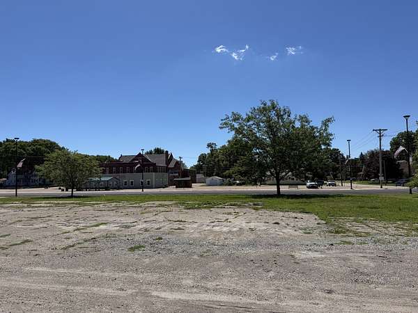 0.68 Acres of Commercial Land for Sale in Rock Falls, Illinois