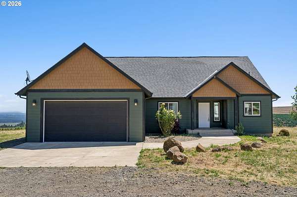 3.47 Acres of Land with Home for Sale in Amity, Oregon