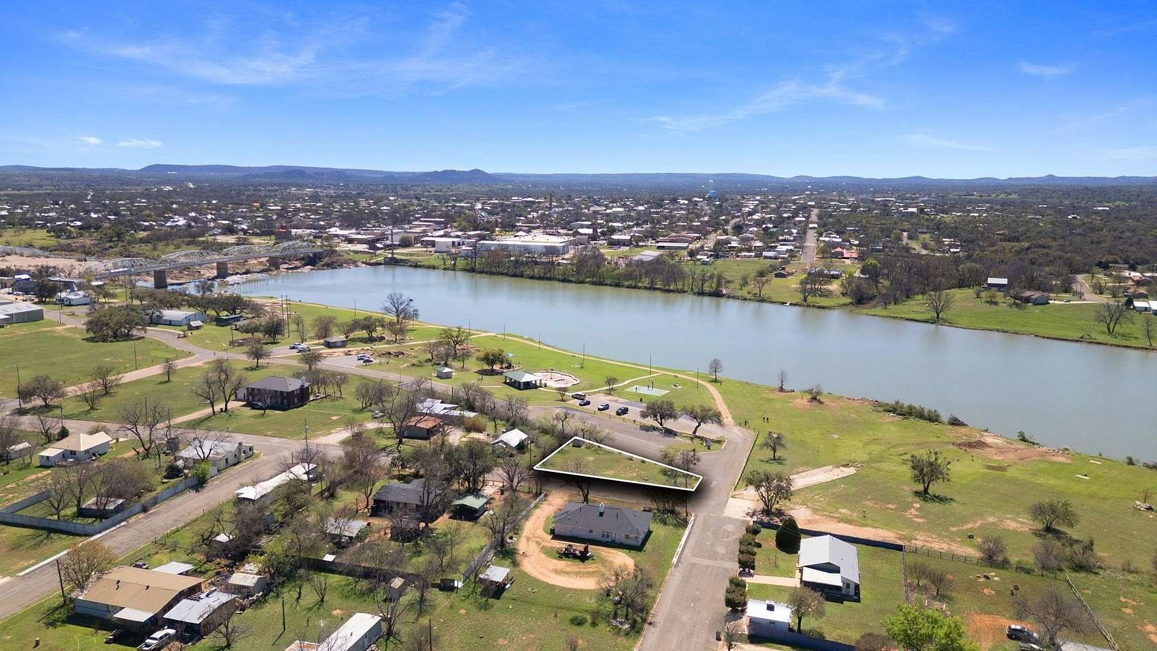 0.25 Acres of Residential Land for Sale in Llano, Texas