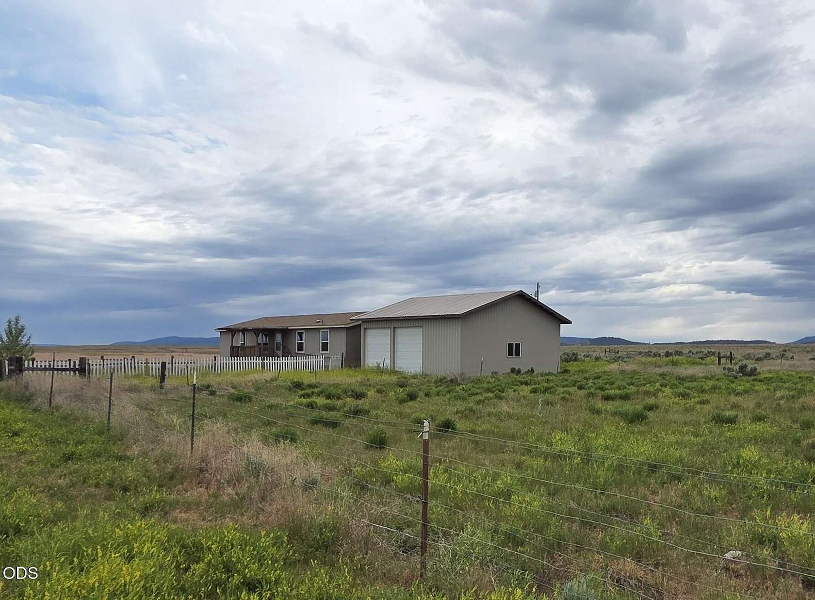 6.78 Acres of Land with Home for Sale in Lakeview, Oregon