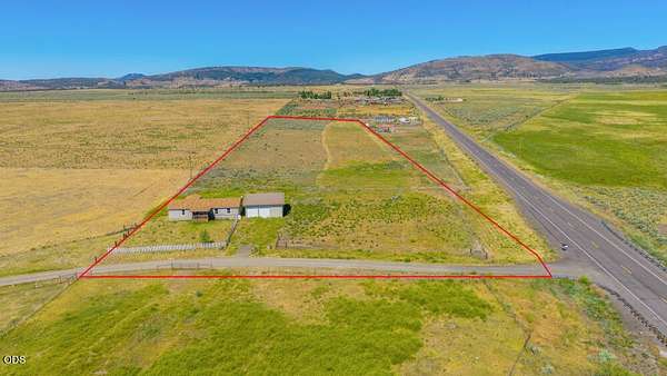 6.78 Acres of Land with Home for Sale in Lakeview, Oregon