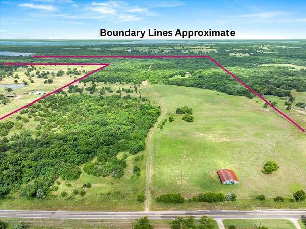 221 Acres of Land for Sale in Lone Oak, Texas