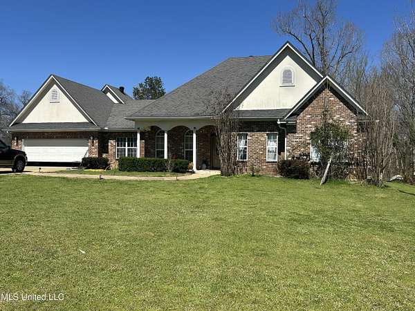 8 Acres of Land with Home for Sale in Carrollton, Mississippi