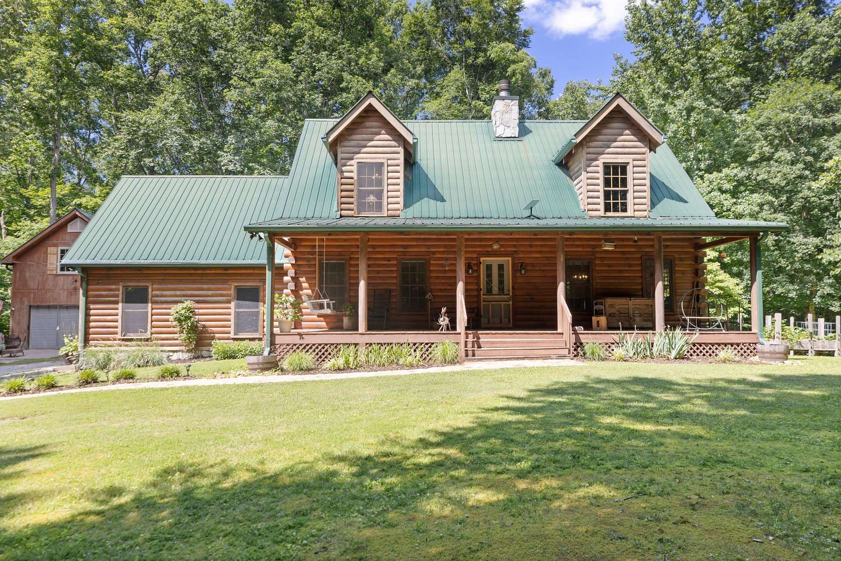 8.1 Acres of Land with Home for Sale in Ashland City, Tennessee