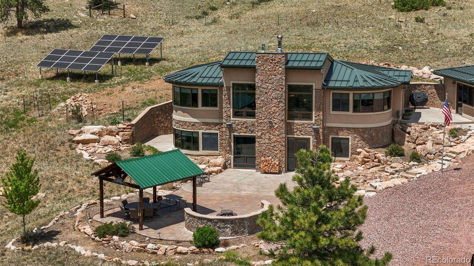 104 Acres of Land with Home for Sale in Cañon City, Colorado
