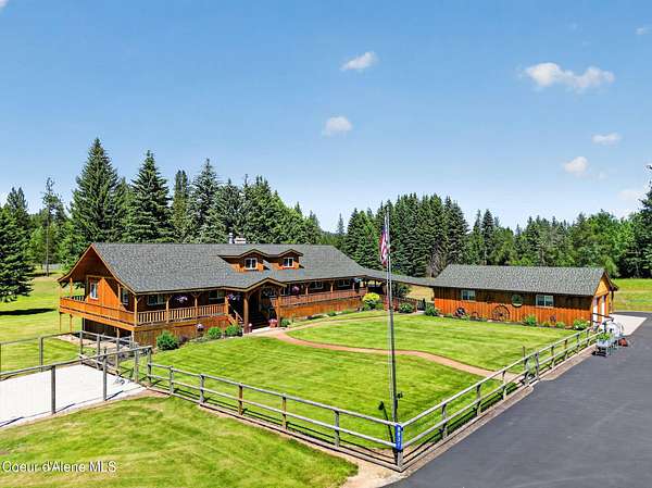 23.7 Acres of Land with Home for Sale in Newport, Washington