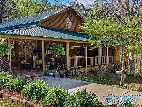 23.4 Acres of Land with Home for Sale in Fort Payne, Alabama