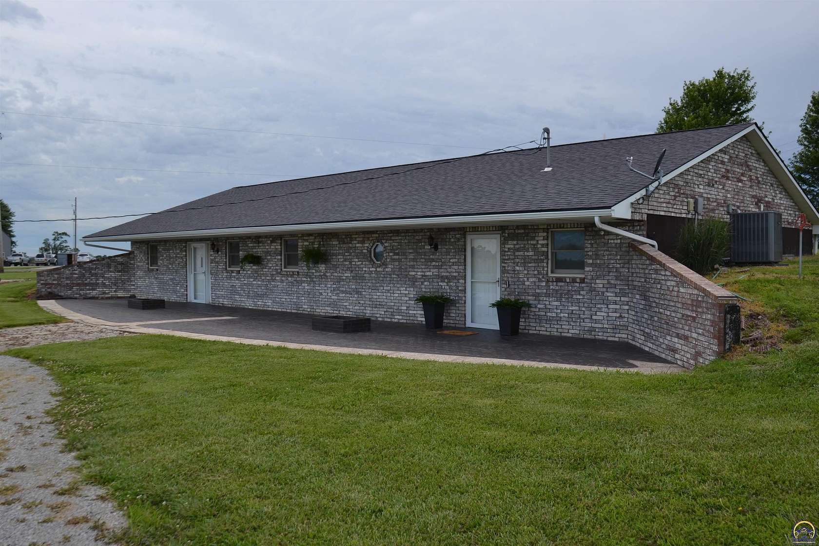 4.5 Acres of Land with Home for Sale in Waverly, Kansas
