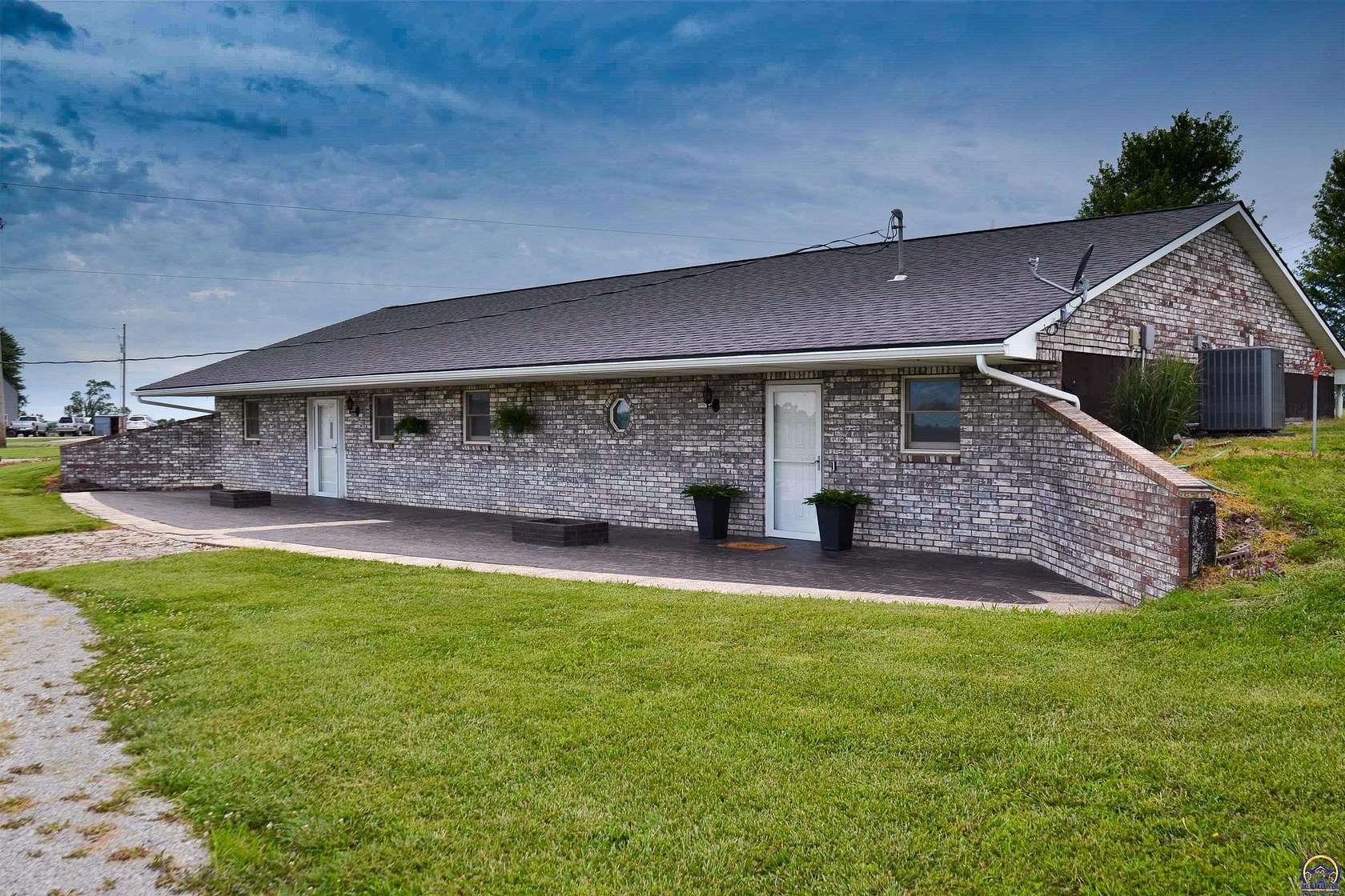 4.5 Acres of Land with Home for Sale in Waverly, Kansas
