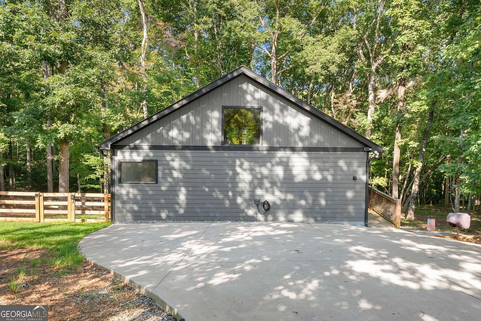 1.52 Acres of Land with Home for Sale in Cleveland, Georgia