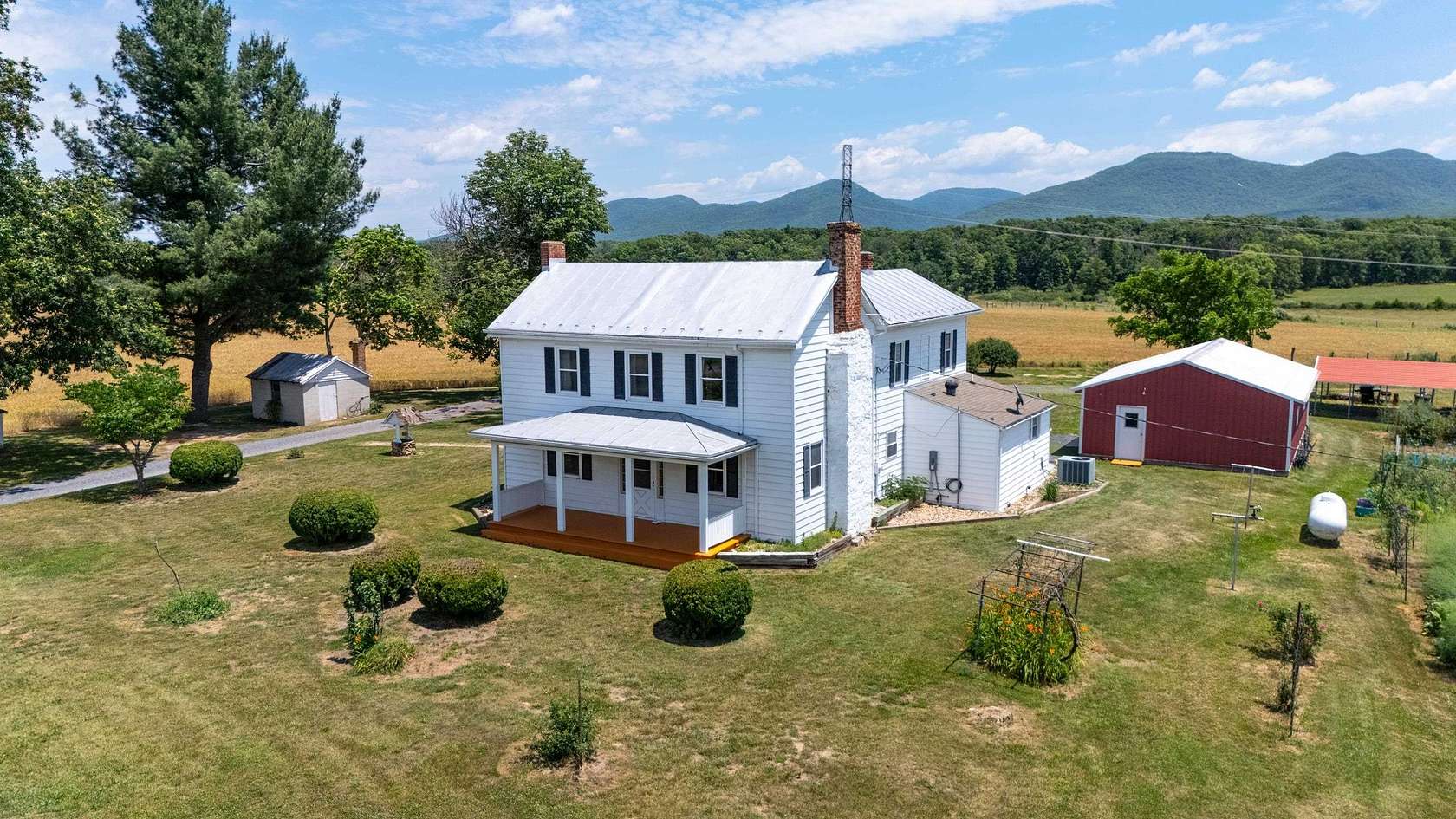 68.6 Acres of Agricultural Land with Home for Sale in Grottoes, Virginia