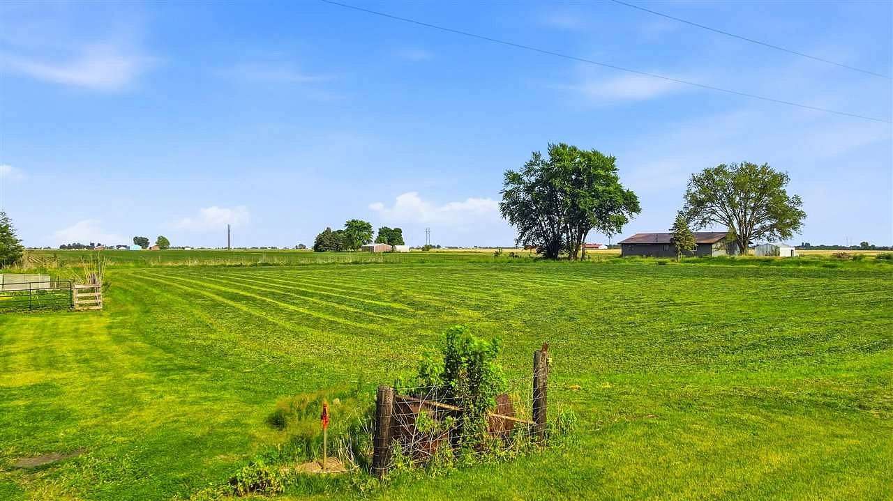 1.65 Acres of Residential Land for Sale in Washington, Iowa