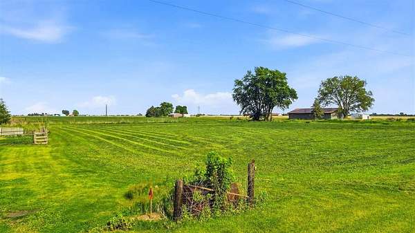 1.65 Acres of Residential Land for Sale in Washington, Iowa