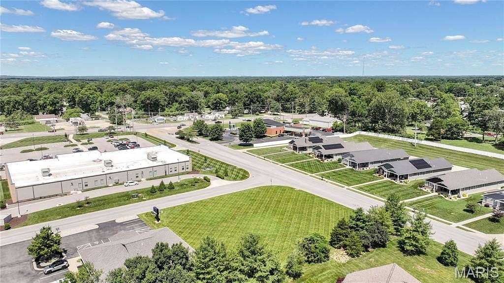 0.57 Acres of Commercial Land for Sale in Godfrey, Illinois