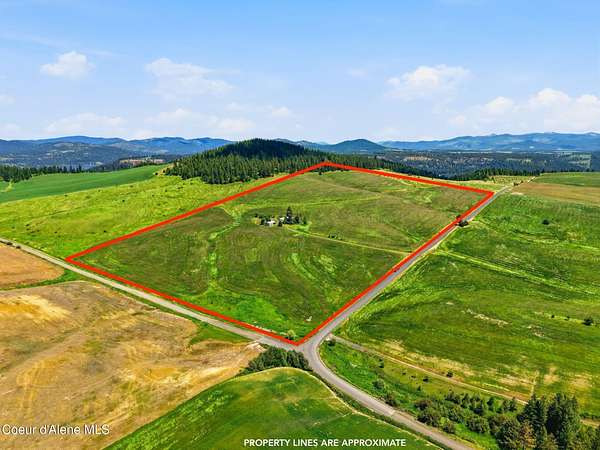 77.6 Acres of Agricultural Land with Home for Sale in Worley, Idaho